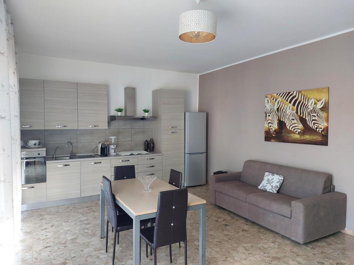 Casa Marinella Appartement San Giovanni Lupatoto Buitenkant foto